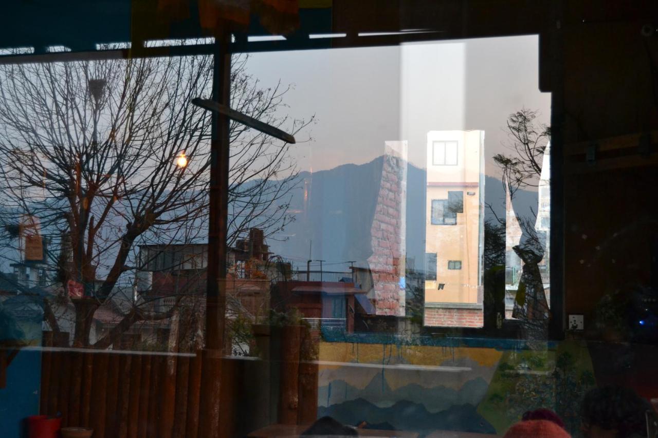 加德满都 萤火虫旅舍旅舍 外观 照片
