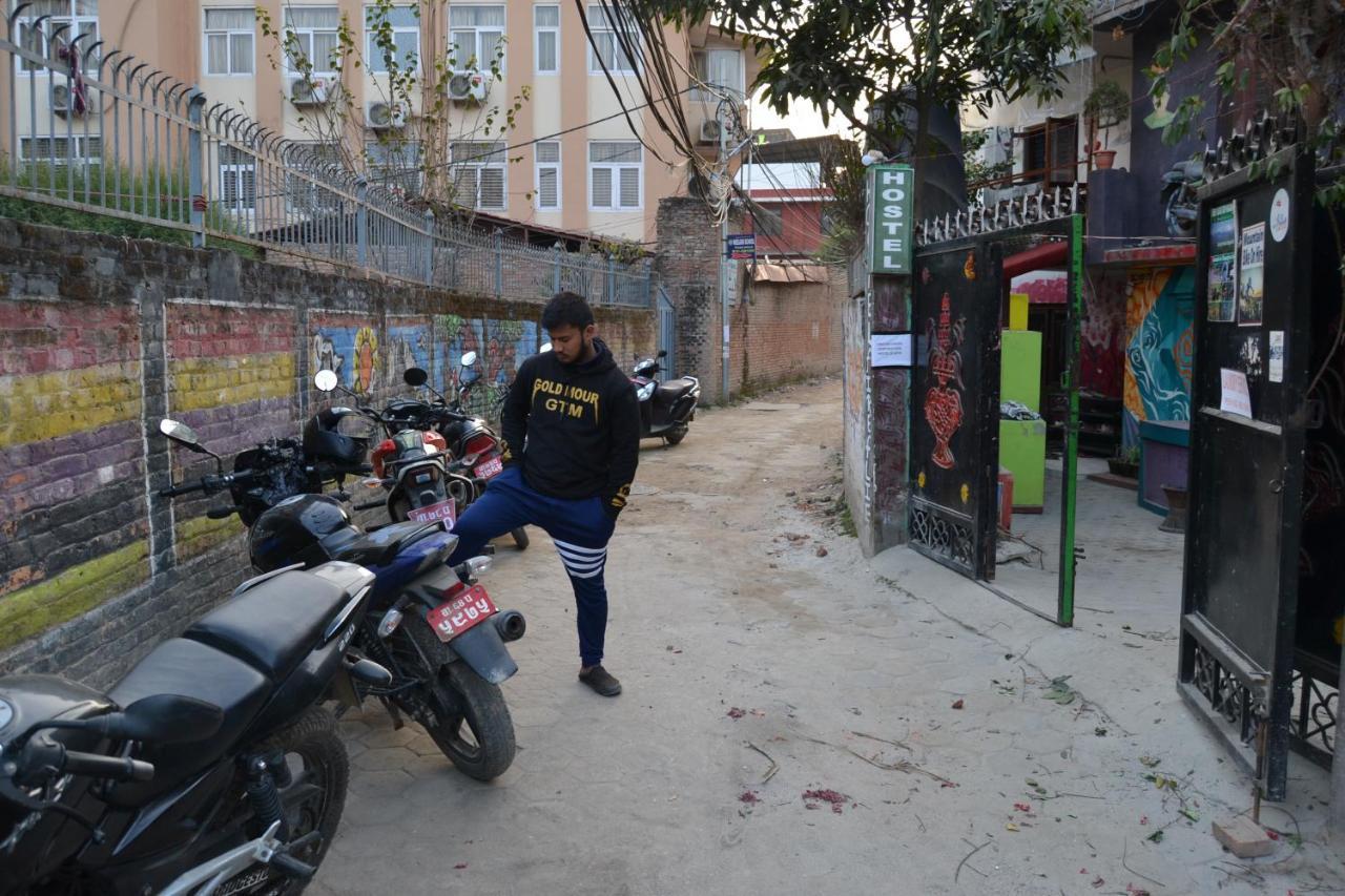加德满都 萤火虫旅舍旅舍 外观 照片